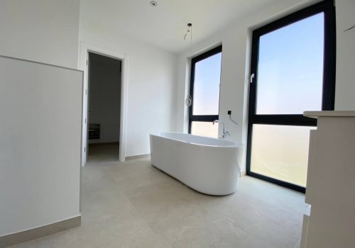 1b0512a6-ac6c-463b-8dba-7fe0d26ea4a4